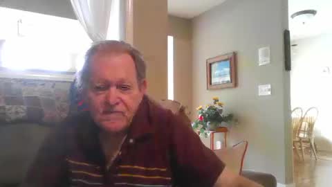 Snapshot of hvl13 chatting on 10-15-25, 05:24 hvl13 online show from 10-15-25, 05:24