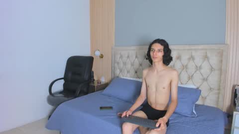 Snapshot of hxxyro chatting on 02-23-26, 07:22 hxxyro online show from 02-23-26, 07:22