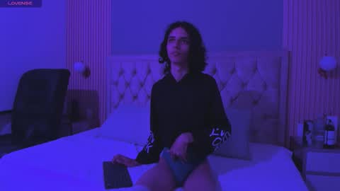 Snapshot of hxxyro chatting on 03-02-26, 07:21 hxxyro online show from 03-02-26, 07:21