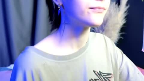 Hyeon Jin online show from 02-03-25, 08:57