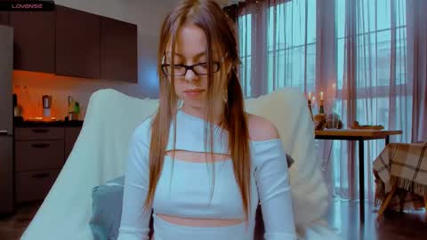 Miley. PVT open i have extra prices on nude show  online show from 02-10-25, 08:20