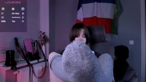 Miley. PVT open i have extra prices on nude show  online show from 12-19-25, 07:43