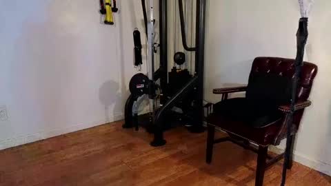 Snapshot of hypno_dick_therapy chatting on 01-04-25, 07:02 Mr. Frost online show from 01-04-25, 07:02