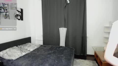 Kate online show from 10-24-25, 01:51