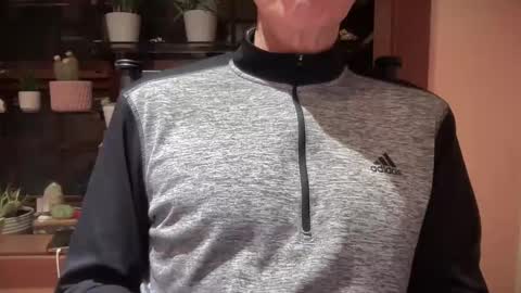 Snapshot of i8bgcq chatting on 02-27-25, 05:24 The Talented Mr. DILFy online show from 02-27-25, 05:24