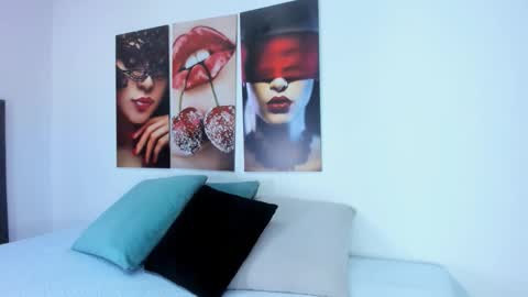 The Dolls online show from 12-15-25, 08:24