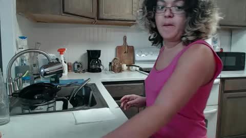 Snapshot of i_fetishize_u chatting on 02-07-25, 07:17 ShortStuff online show from 02-07-25, 07:17