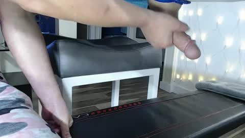 Snapshot of i_fetishize_u chatting on 03-09-25, 10:08 ShortStuff online show from 03-09-25, 10:08