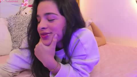 Snapshot of i_karly chatting on 11-13-25, 01:10 i_karly online show from 11-13-25, 01:10