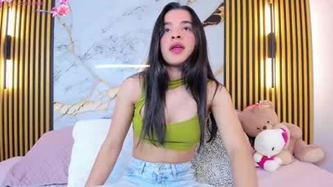 Snapshot of i_karly chatting on 11-27-25, 01:02 i_karly online show from 11-27-25, 01:02