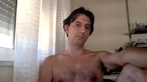 Snapshot of i_mark chatting on 09-09-25, 06:35 Mario online show from 09-09-25, 06:35