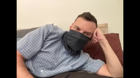 i o ro online show from 10-22-25, 02:56