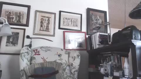 ImYourBitch online show from 02-01-25, 12:07