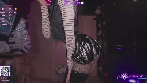       online show from 12-19-25, 01:23