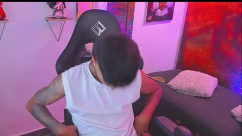 Light online show from 09-17-25, 02:57
