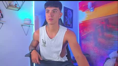 Light online show from 10-05-25, 12:31