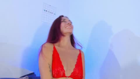 Your favorite IAM LUISA  online show from 01-11-25, 09:04