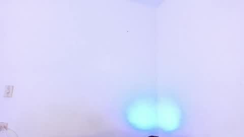 Your favorite IAM LUISA  online show from 02-14-25, 06:12