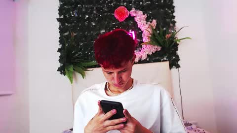 Snapshot of iam_lukas__ chatting on 10-19-25, 12:55 iam_lukas__ online show from 10-19-25, 12:55