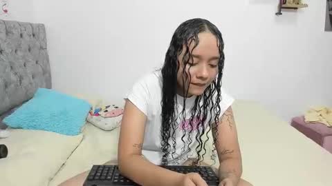 iam_mai online show from 12-15-25, 02:05