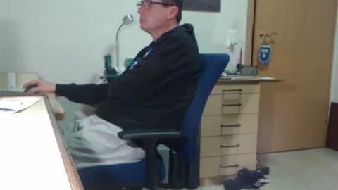 Snapshot of iamachim chatting on 11-19-25, 06:52 iamachim online show from 11-19-25, 06:52