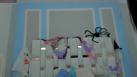 Snapshot of iamcharlotte19 chatting on 10-30-25, 09:04 Charlotte online show from 10-30-25, 09:04