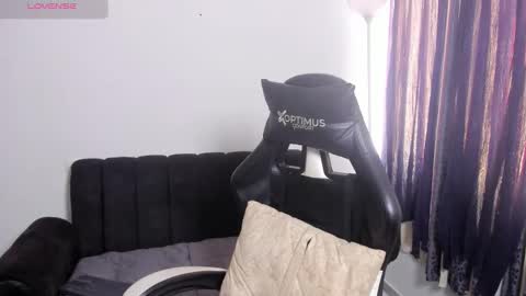 Dylan  independent model  online show from 03-01-26, 04:53