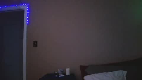 Snapshot of iamhereandnow chatting on 10-31-25, 05:03 iamhereandnow online show from 10-31-25, 05:03