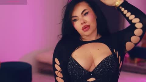 Lila online show from 11-23-25, 04:51