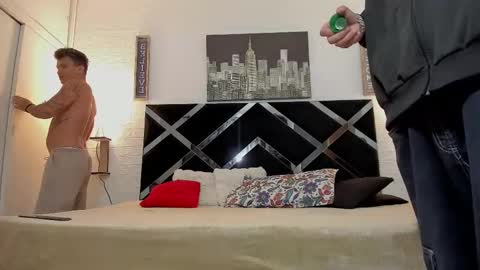 Mariano online show from 10-14-25, 03:29