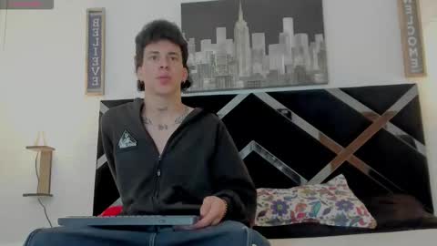 Mariano online show from 11-05-25, 04:12