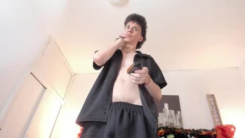 Mariano online show from 11-30-25, 05:11