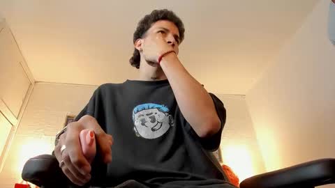 Mariano online show from 01-15-26, 03:44