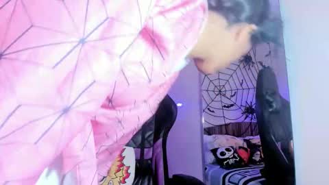 Nayuta online show from 10-25-25, 07:41