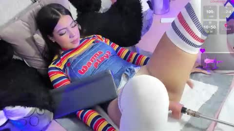 Steph - Online Again   - 1 DECEMBER online show from 10-12-25, 04:11