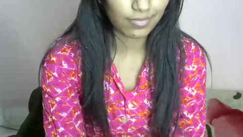 iamHotTaara online show from 12-29-24, 05:33