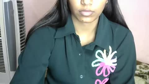 iamHotTaara online show from 01-01-25, 01:05