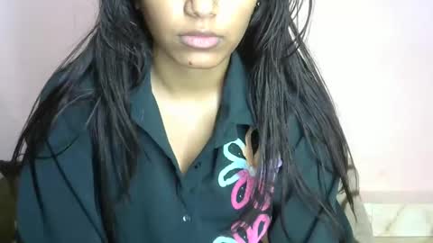iamHotTaara online show from 01-09-25, 09:27