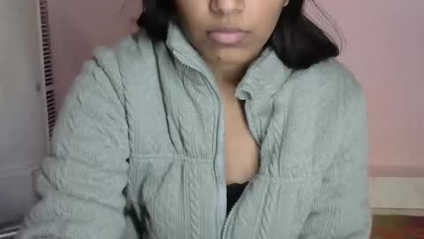 iamHotTaara online show from 01-13-25, 12:24