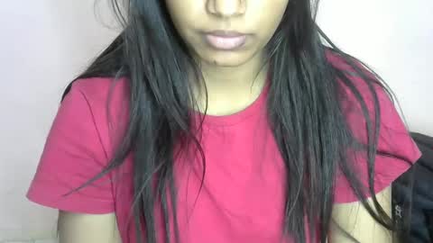 iamHotTaara online show from 02-07-25, 04:59