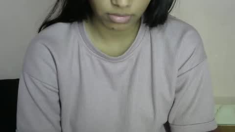 iamHotTaara online show from 02-08-25, 07:37