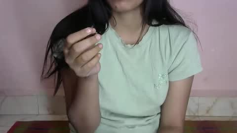 iamHotTaara online show from 02-10-25, 03:21