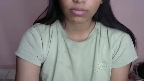 iamHotTaara online show from 02-19-25, 06:00