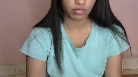 iamHotTaara online show from 02-21-25, 01:44
