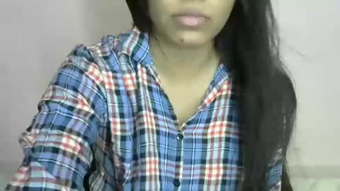 iamHotTaara online show from 02-28-25, 08:31