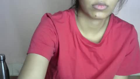 iamHotTaara online show from 03-10-25, 04:03