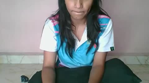 iamHotTaara online show from 09-23-25, 04:59