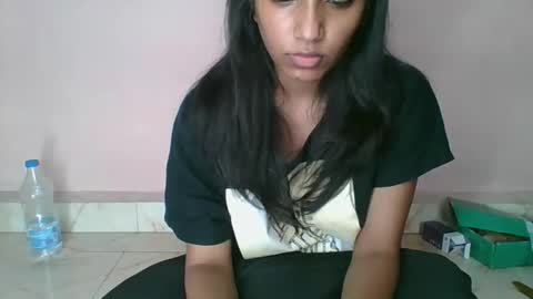 iamHotTaara online show from 09-26-25, 06:39