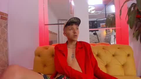 Thiago online show from 01-06-25, 01:19