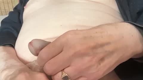 Snapshot of ian53a chatting on 09-13-25, 11:21 ian53a - mature UK man for same online show from 09-13-25, 11:21